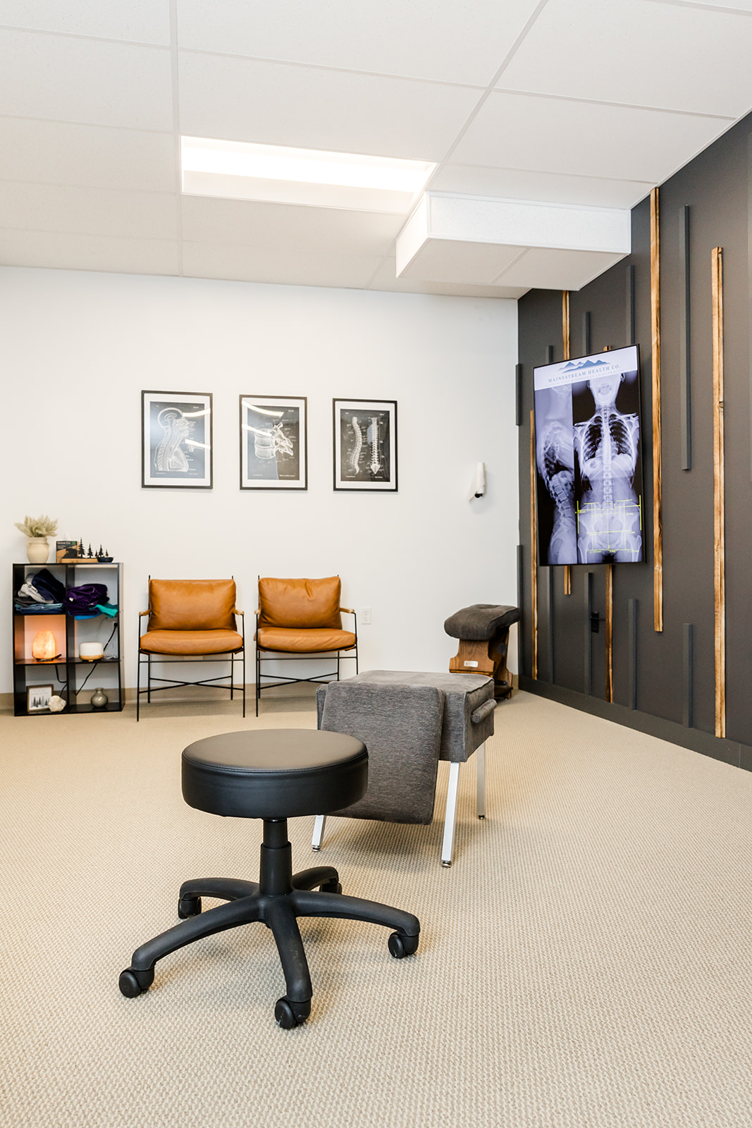 Gonstead chiropractic adjusting room at Mainestream Health Co. in Gray, Maine